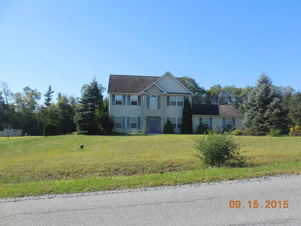 2216 Hill Rd photo 1