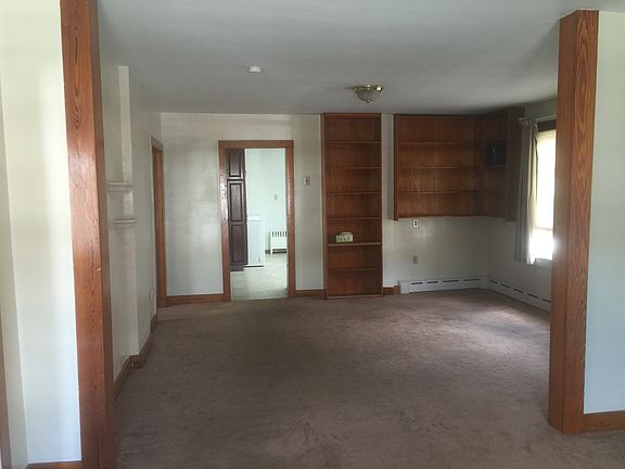 2nd image of 213 Saratoga Ave #2