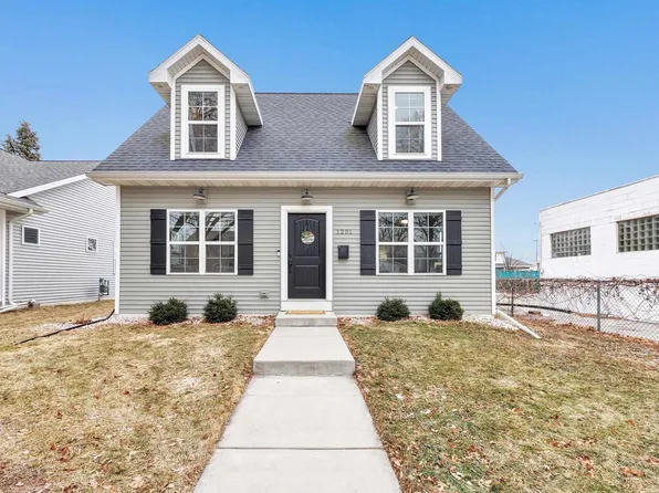 1231 S GREENWOOD AVENUE, Green Bay, WI 54304