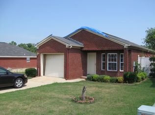 605 Burns St, Albertville, AL 35950