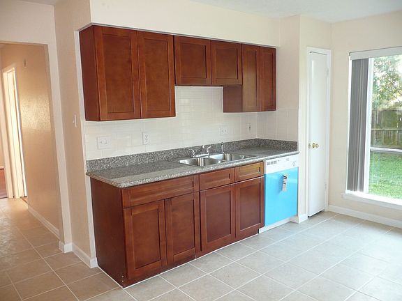 2nd image of 16219 Condessa Dr