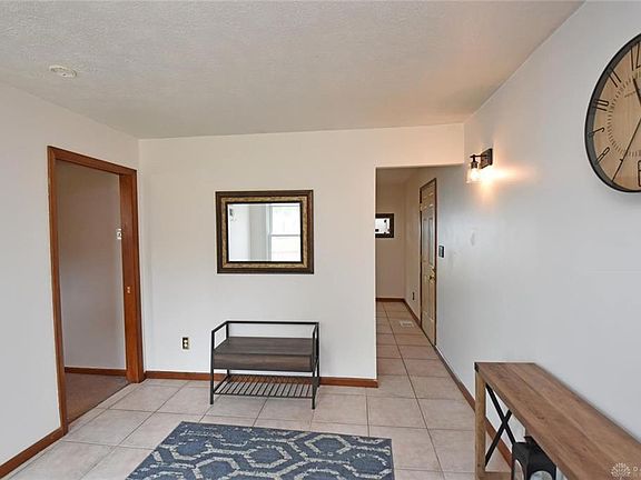 3rd image of 597 Kristine Ln