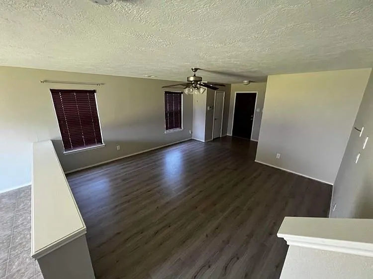 18102 Rexine Ln — Photo 10