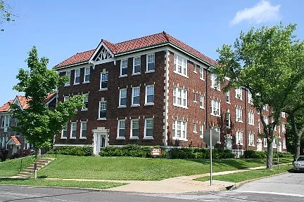 2429 Sutton Blvd #3S
