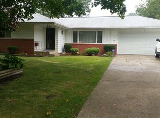 56201 Butternut Rd, South Bend, IN 46619