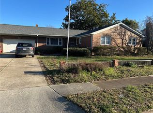 2427 Heutte Dr, Norfolk, VA 23518