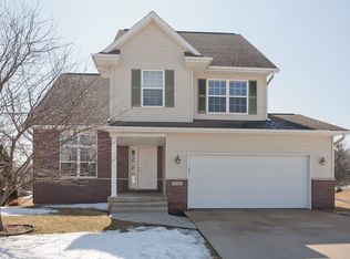 4505 Adams Ct NE, Cedar Rapids, IA 52411