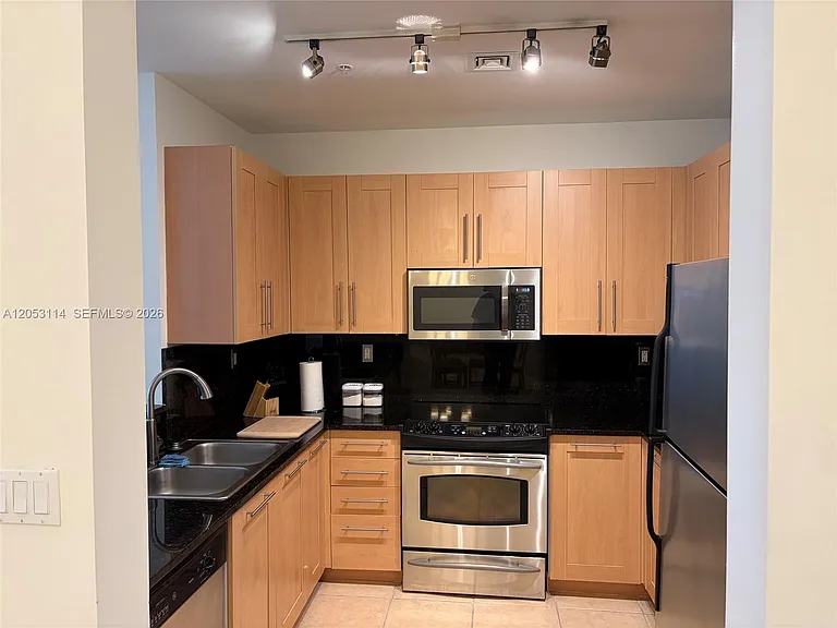 511 SE 5th Ave #1913 — Photo 6