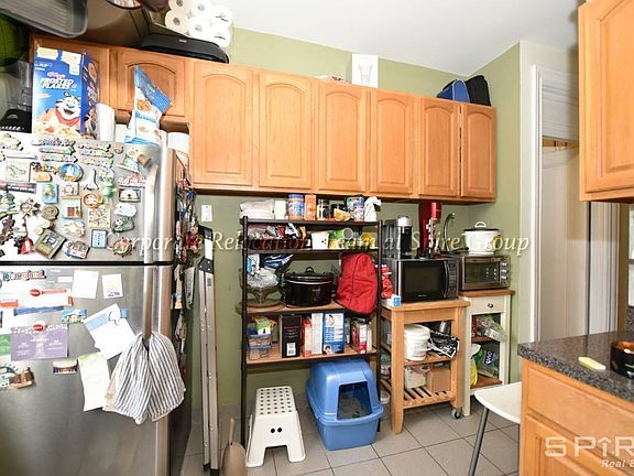5th image of 3232 34th St APT 27