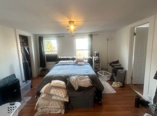 176 Harvard St #3, Cambridge, MA 02139