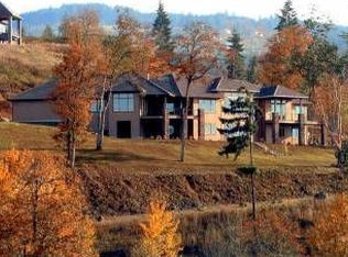 327 Daves View Dr, Kalama, WA