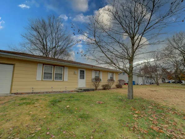107 N Marty Dr, Milford, IL 60953