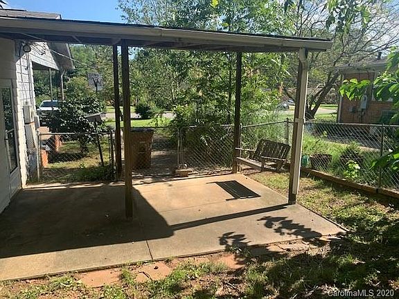 4th image of 1304 Hammock Ave