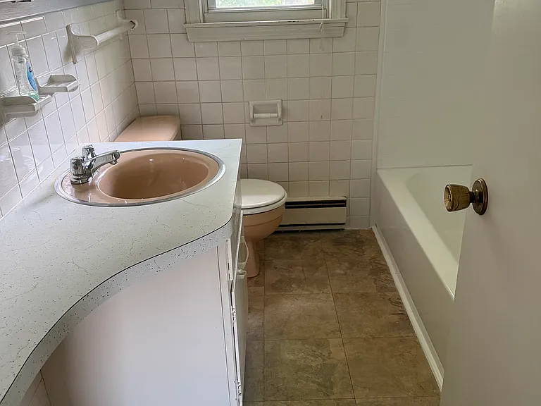465 Corey St #A — Photo 14