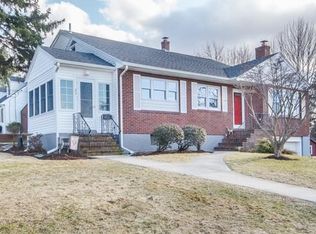 23 Rock St, Woburn, MA 01801