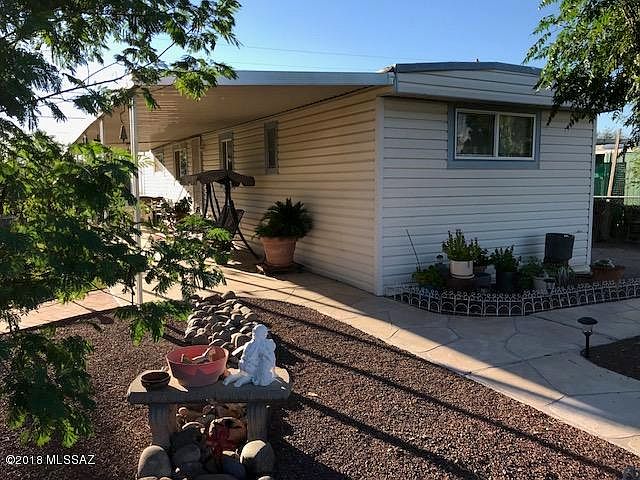 1st image of 5249 N Emerald Ave