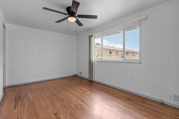 851 Florence Ave #2 — Photo 11