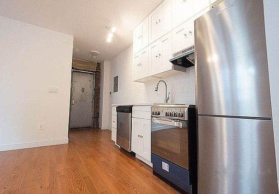 2nd image of 4140 40th St #2B