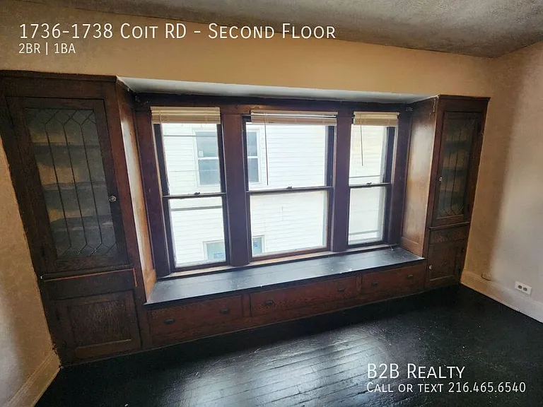 1736-1738 Coit Rd #2 — Photo 8