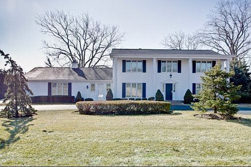 1st image of 21 Royal Vale Dr