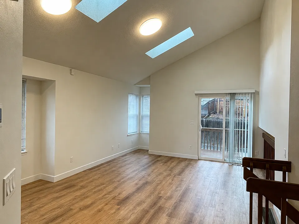8036 Decatur St
