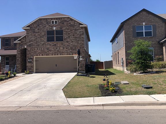 2nd image of 2053 Oxbow Cir