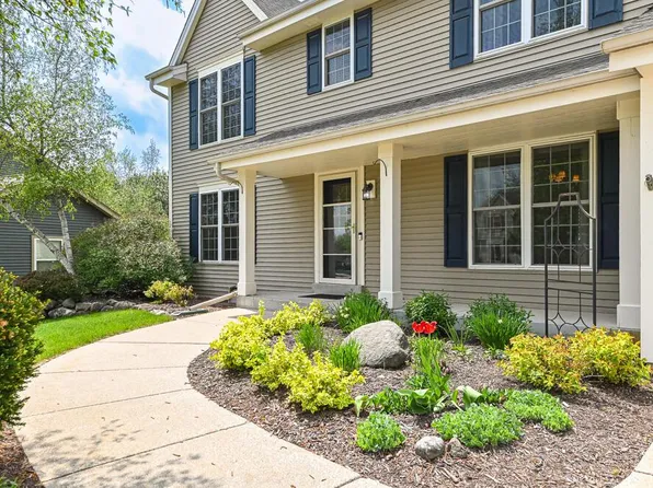 W245N5705 Partridge LANE, Sussex, WI 53089