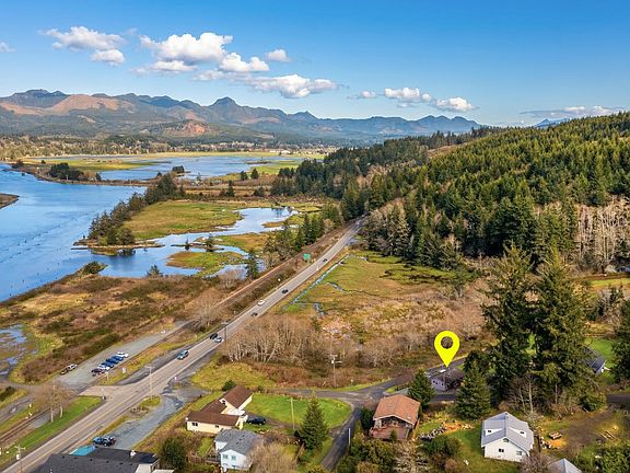 2nd image of 107 Hemlock St