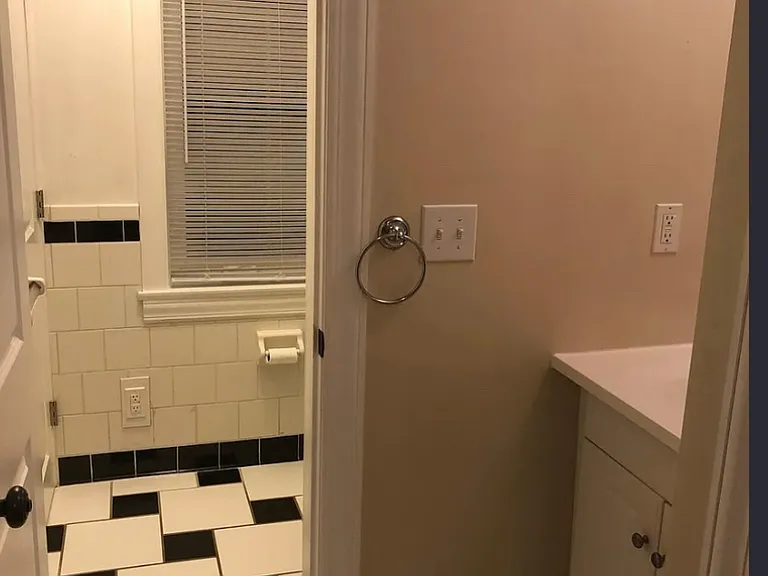 2621 Cleinview Ave — Photo 6