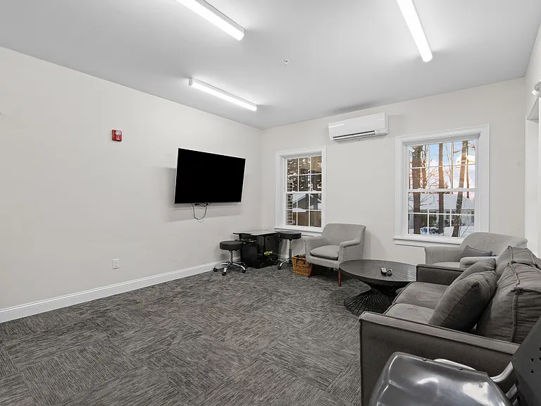 Cumberland Woods Apartments — Photo 19