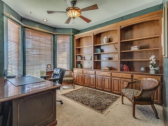 3rd image of 10909 Gateshead Dr