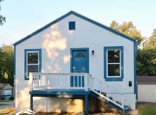 724 Crawford St, Clay Center, KS 67432