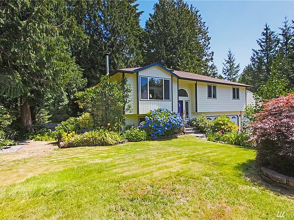 The sprinkler system keeps the lawn green even in the heat of summer.