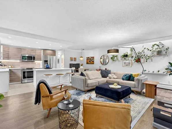 626 S 24th Ave SW #201, Calgary, AB T2S 0K6