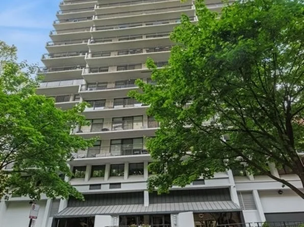 1430 N Astor St APT 11C, Chicago, IL 60610