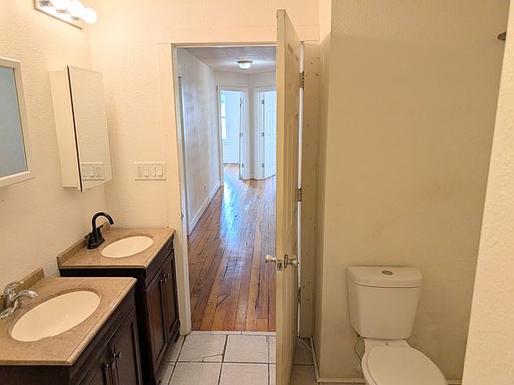 3rd image of 176 S Michigan St