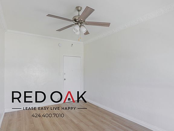 4th image of 724 S Mariposa Ave #307