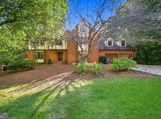 3335 Trails End Rd NE, Roswell, GA 30075