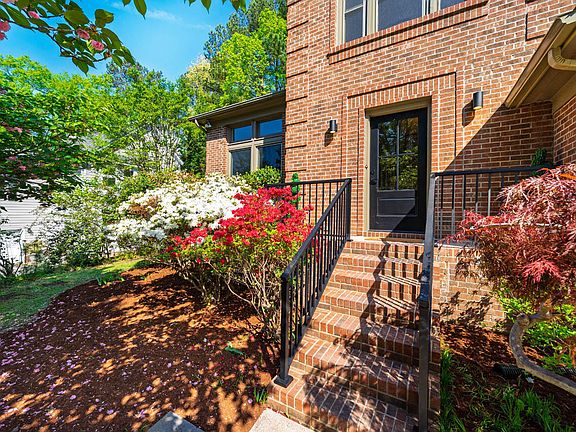 4th image of 103 Windhover Dr