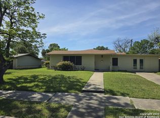 606 Shadywood Ln, San Antonio, TX 78216