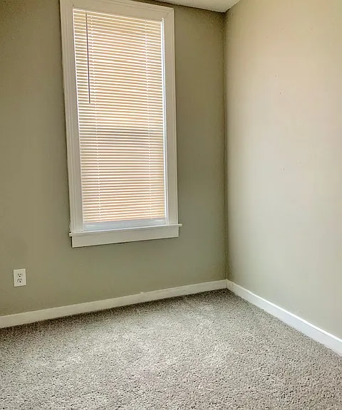 114 Huetter Ave #1 — Photo 7