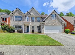 1880 Cooper Lakes Dr, Grayson, GA 30017