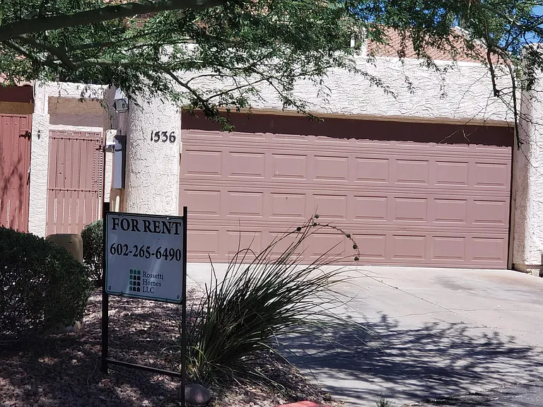 1536 S River Dr — Photo 13