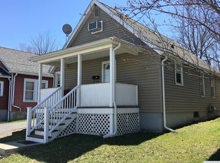 47 Glenwood Blvd, Hudson, NY 12534