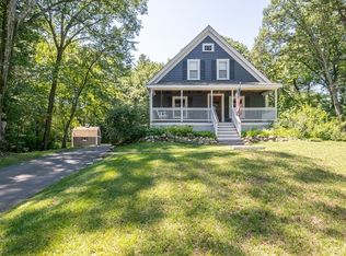 34 Lowell Rd, North Reading, MA 01864
