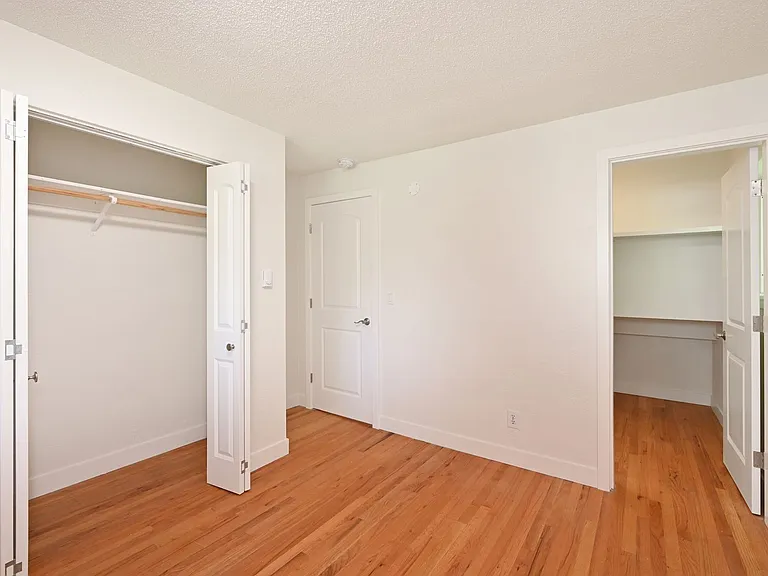 6506 4th Avenue NE — Photo 10