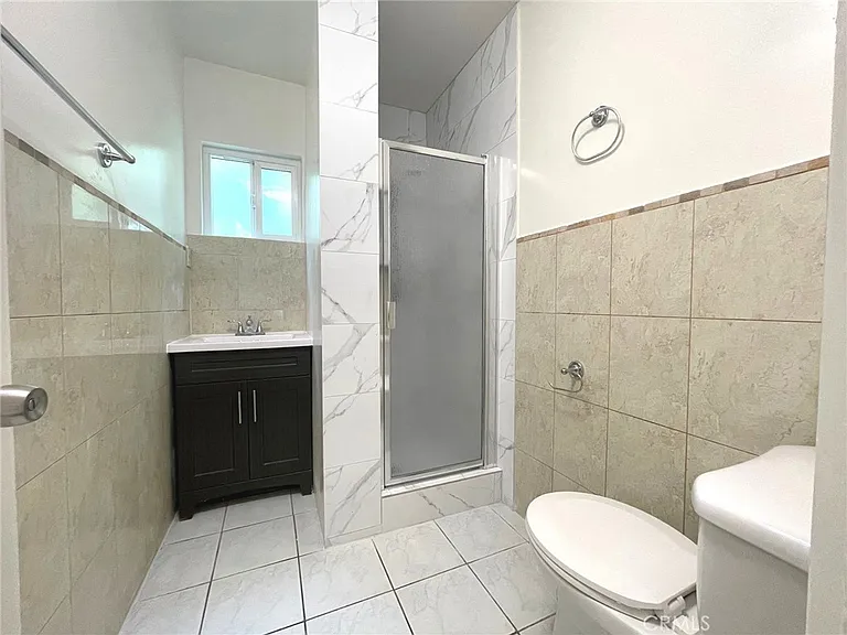 1427 S Chapel Ave #2 — Photo 9