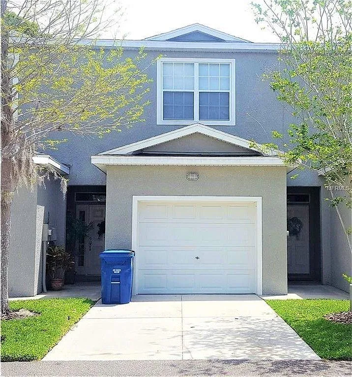 2 bed, 2.5 bath, 1350 sqft, $2,600 — Photo 3