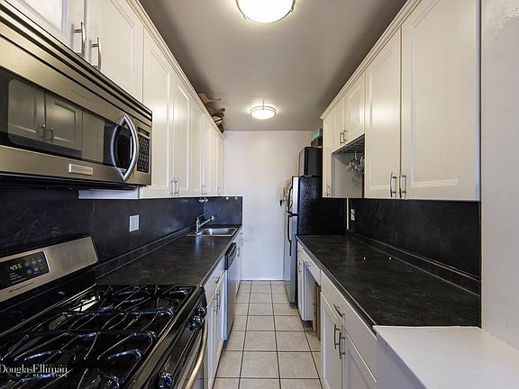 5th image of 382 Central Park W APT 20N