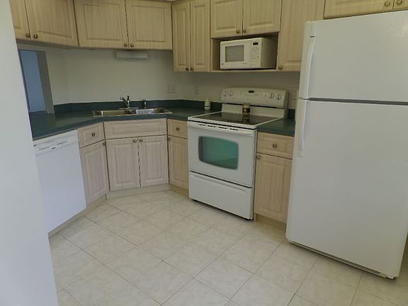 2nd image of 8703 Bardmoor Blvd APT 202